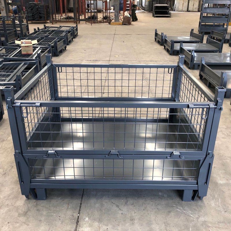 Customizable Collapsible Pallet Cage